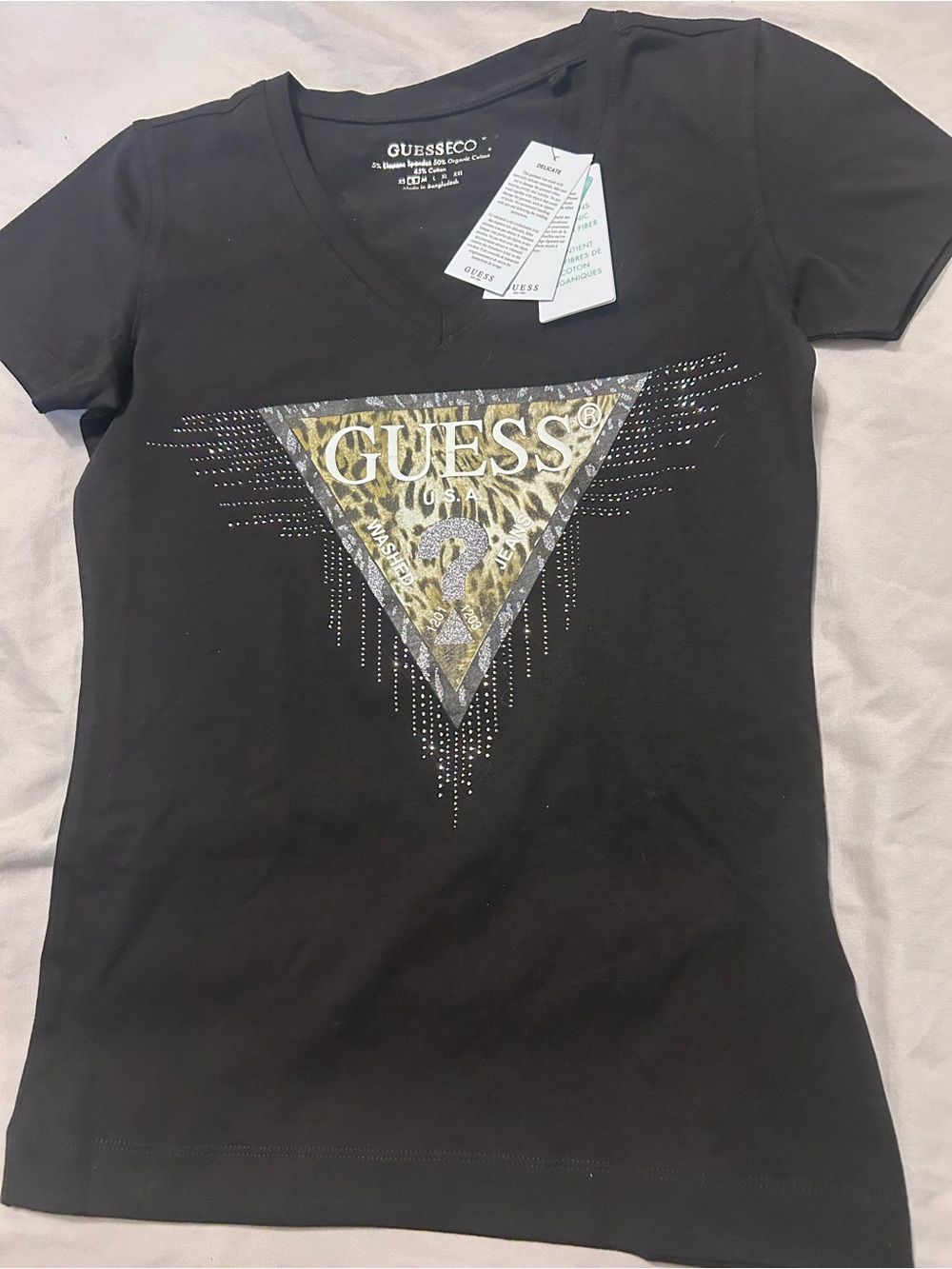 GUESS Black V‑Neck Logo Tee with Leopard Print Triangle